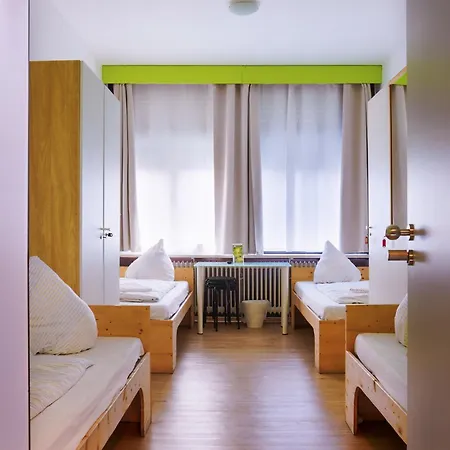 Gaestehaus Kaiserpassage- Ihr Cityhostel קרלסרוהה