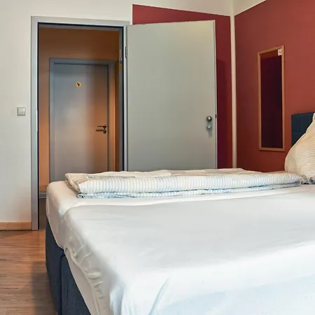 Gaestehaus Kaiserpassage- Ihr Cityhostel * 卡尔斯鲁厄