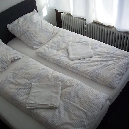 אכסניה Gaestehaus Kaiserpassage- Ihr Cityhostel *