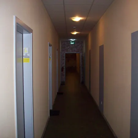 Gaestehaus Kaiserpassage- Ihr Cityhostel אכסניה *