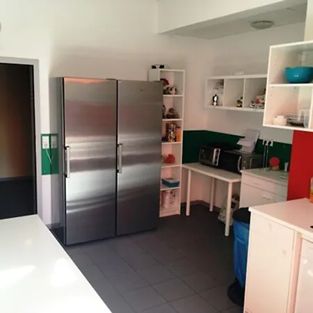 Gaestehaus Kaiserpassage- Ihr Cityhostel אכסניה
