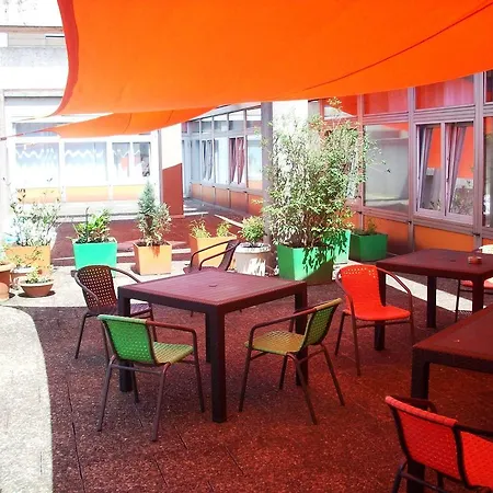 Gaestehaus Kaiserpassage- Ihr Cityhostel קרלסרוהה