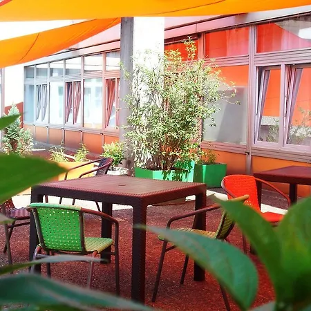 אכסניה Gaestehaus Kaiserpassage- Ihr Cityhostel *