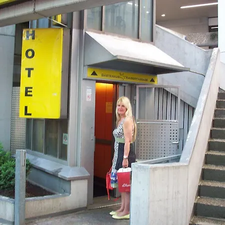 Gaestehaus Kaiserpassage- Ihr Cityhostel