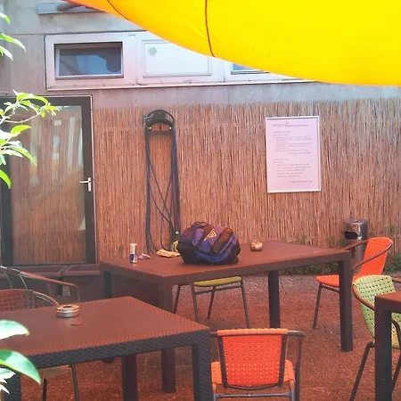 ホステル Gaestehaus Kaiserpassage- Ihr Cityhostel カールスルーエ