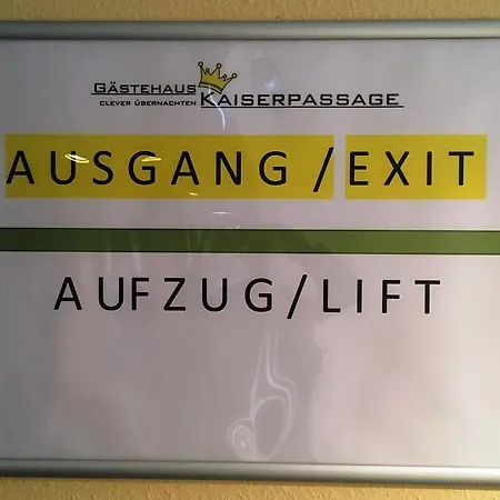 Gaestehaus Kaiserpassage- Ihr Cityhostel *