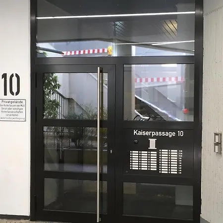 Gaestehaus Kaiserpassage- Ihr Cityhostel קרלסרוהה