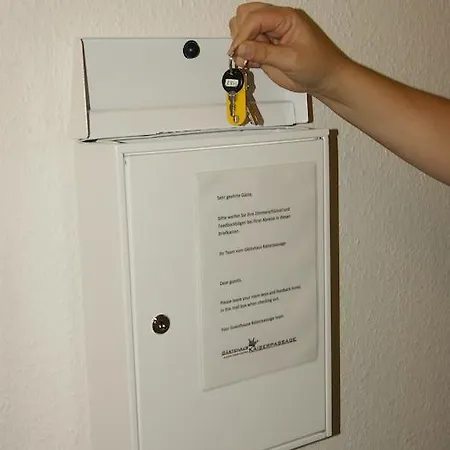 Gaestehaus Kaiserpassage- Ihr Cityhostel * Karlsruhe