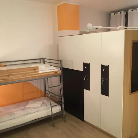 Gaestehaus Kaiserpassage- Ihr Cityhostel *