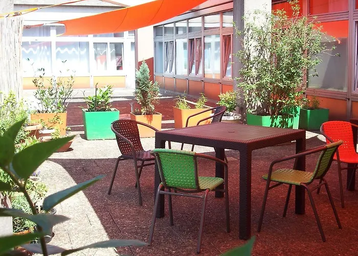 Gaestehaus Kaiserpassage- Ihr Cityhostel * 卡尔斯鲁厄