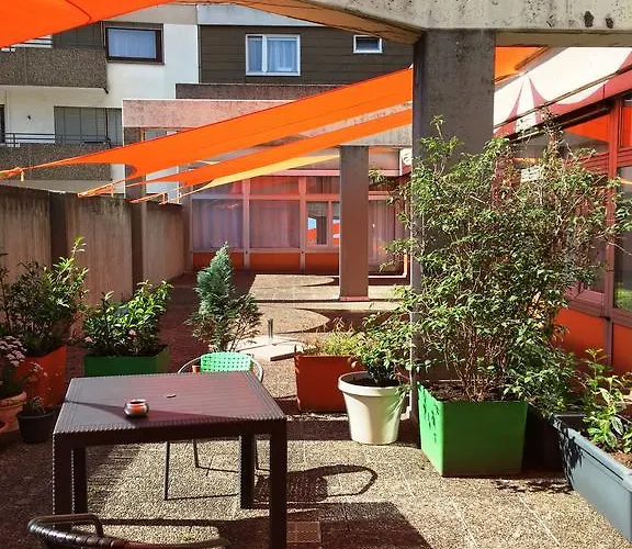 Gaestehaus Kaiserpassage- Ihr Cityhostel 旅馆 *