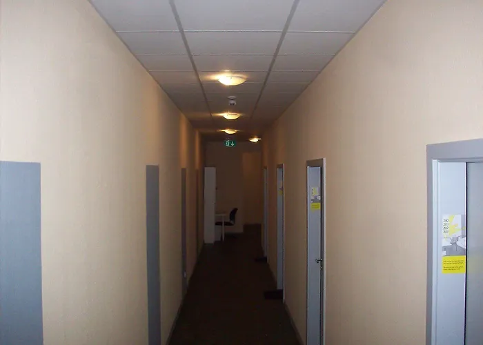 旅馆 Gaestehaus Kaiserpassage- Ihr Cityhostel 卡尔斯鲁厄