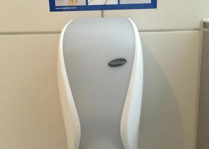 Gaestehaus Kaiserpassage- Ihr Cityhostel 旅馆 *